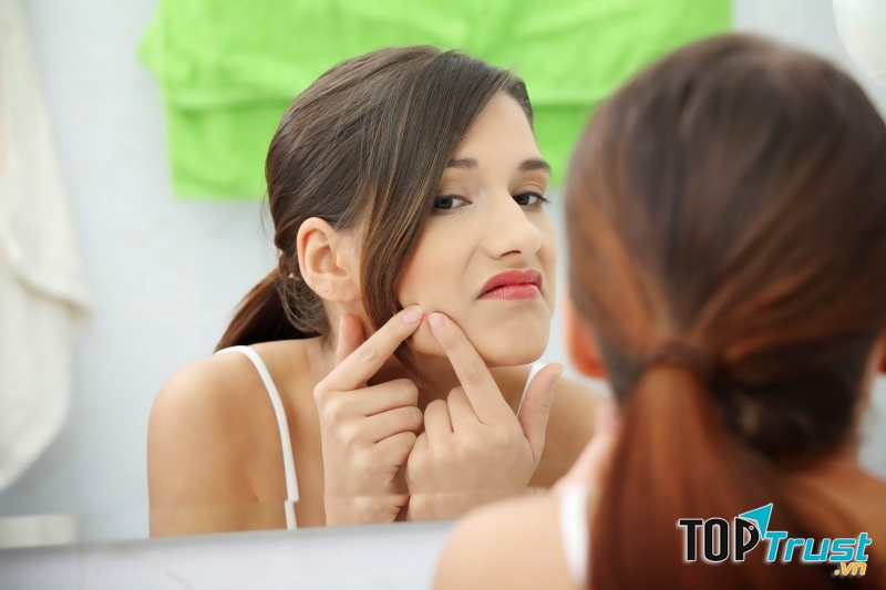 địa chỉ chăm sóc da mụn giá rẻ chỉ từ 100.000 đồng cho giới trẻ ở Hà Nội