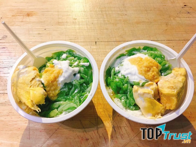 địa chỉ chè ngoại gây sốt Sài Gòn