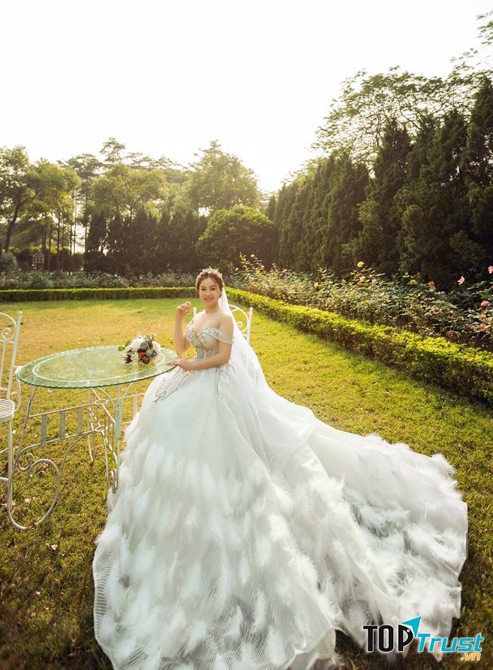 Địa chỉ cho thuê váy cưới đẹp nhất Hà Giang