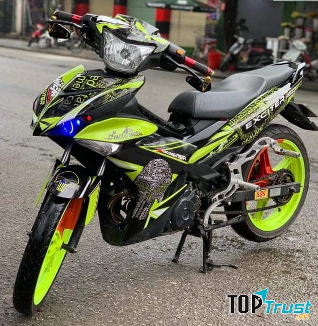 địa chỉ dán decal xe máy uy tín tại Huế