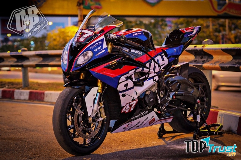 địa chỉ dán decal xe máy uy tín tại Nha Trang