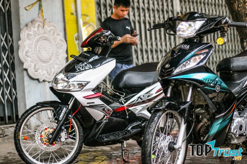 địa chỉ dán decal xe máy uy tín tại Quảng Ngãi