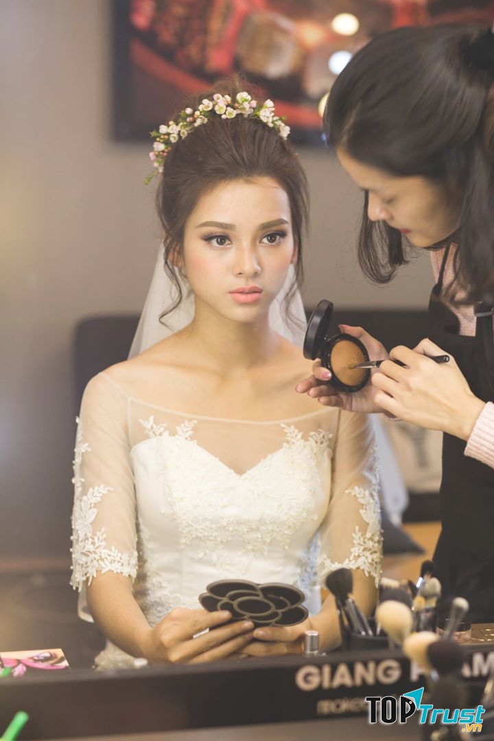 Địa chỉ dạy make up chuyên nghiệp nhất quận Đống Đa, Hà Nội