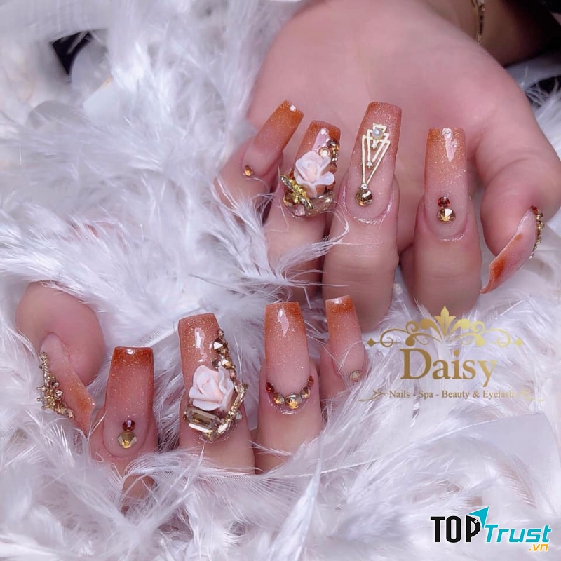 Địa chỉ dạy nghề nail uy tín và chất lượng nhất Huế