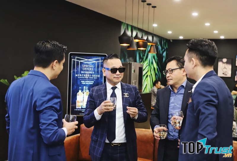 Địa chỉ may suit đẹp nhất TP. HCM