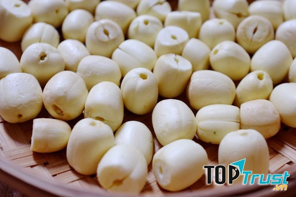 Địa chỉ mua hạt sen khô chất lượng, uy tín tại Tp. HCM