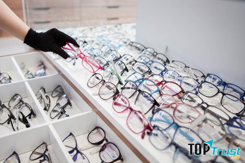 địa chỉ mua kính mắt đẹp và chất lượng tại Rạch Giá, Kiên Giang