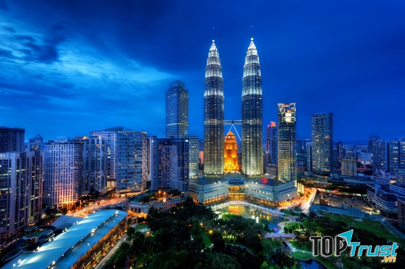 địa chỉ mua sắm giá rẻ khi du lịch Malaysia