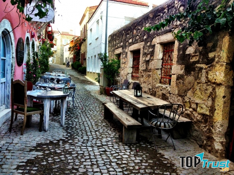 địa điểm đẹp như cổ tích trên khắp thế giới