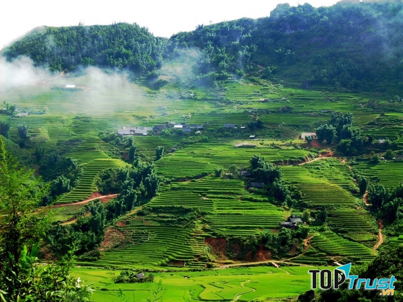 địa điểm du lịch không thể bỏ qua khi đến Hòa Bình