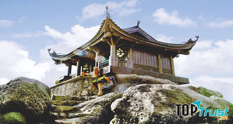 địa điểm du lịch tâm linh tại Quảng Ninh