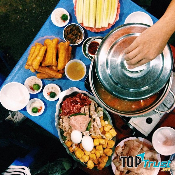 Địa điểm lẩu đêm Hà Nội ngon bổ rẻ