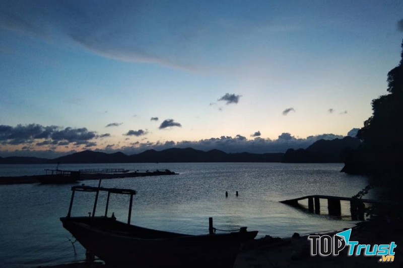 địa điểm nhất định phải ghé qua khi tới Vân Đồn, Quảng Ninh