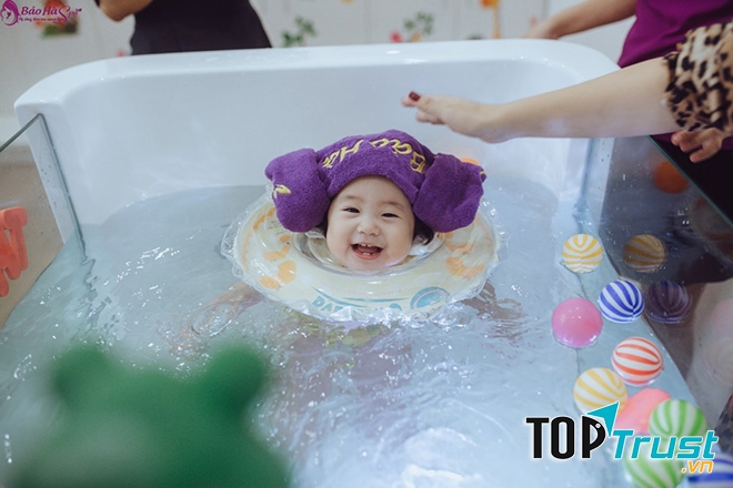 Dịch vụ Float thủy liệu cho bé tốt nhất tại Hà Nội