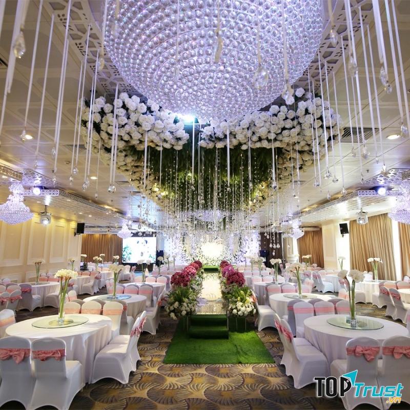 Dịch vụ trang trí tiệc cưới đẹp nhất quận Ba Đình, Hà Nội