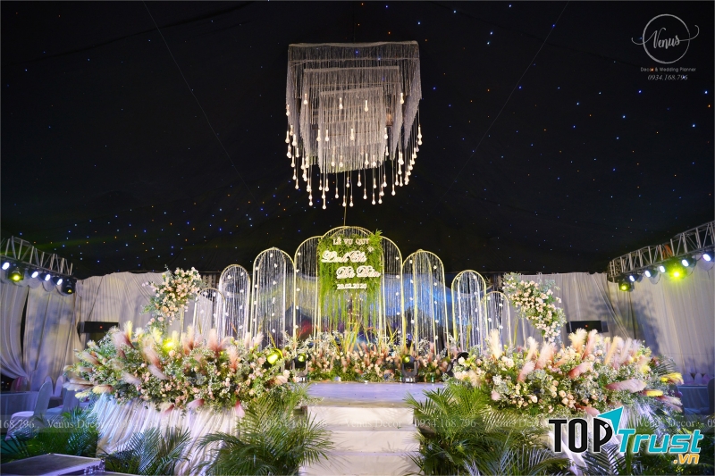 Dịch vụ trang trí tiệc cưới đẹp nhất quận Thanh Xuân, Hà Nội