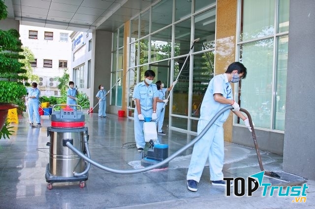Dịch vụ vệ sinh công nghiệp giá rẻ  tốt nhất tại TPHCM