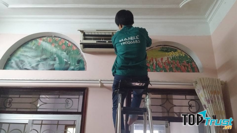 Dịch vụ vệ sinh máy lạnh/điều hòa tại nhà uy tín ở Hà Nội