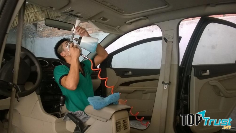 Dịch vụ vệ sinh nội thất ô tô uy tín nhất tại Thái Nguyên