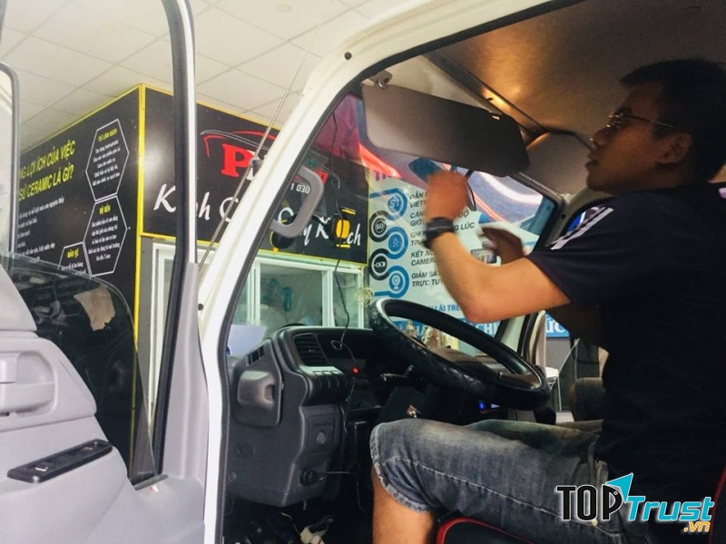 Dịch vụ vệ sinh nội thất ô tô uy tín nhất tại TP. Biên Hòa, Đồng Nai