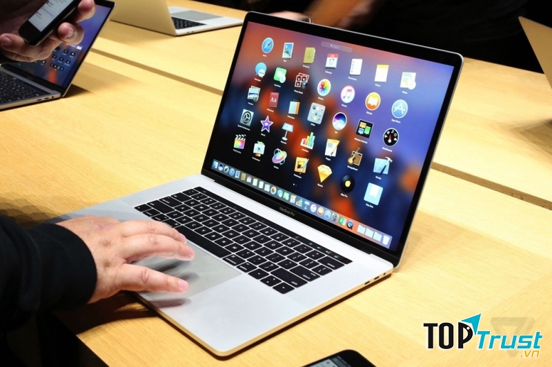 điều cần biết trước khi mua MacBook Pro 2016