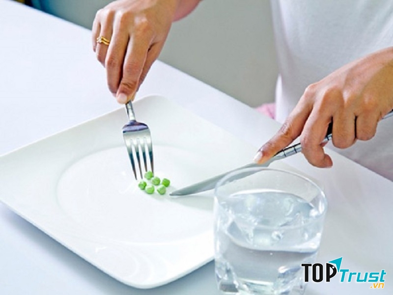 điều phụ nữ cần chú ý vào bữa trưa để tránh bị tăng cân