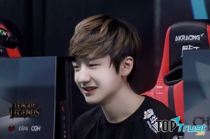 Game thủ đẹp trai nhất Liên Minh Huyền Thoại thế giới năm 2017