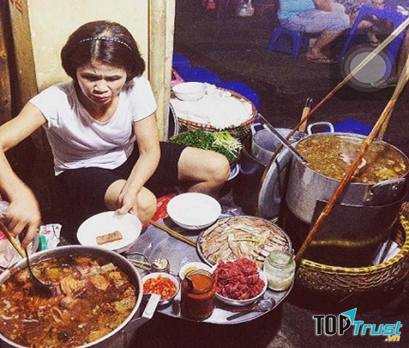 Gánh hàng rong lâu năm tại Hà Nội