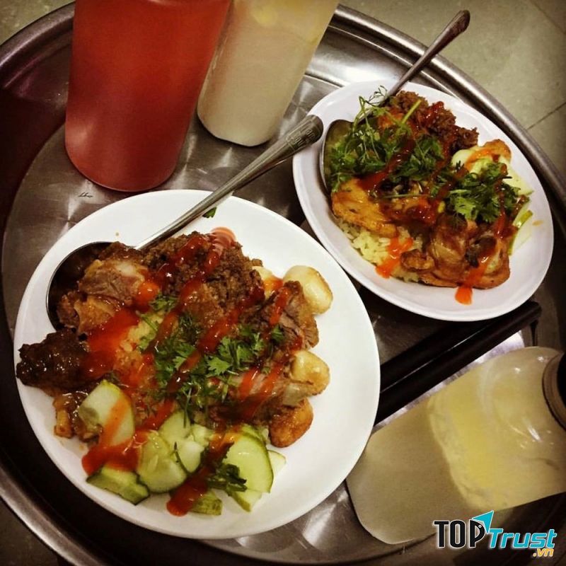 Hàng xôi sườn cay ngon nhất tại Hà Nội cho tín đồ ăn cay