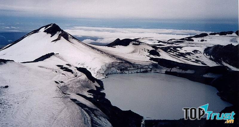 Hồ nước cao nhất thế giới có thể bạn chưa biết