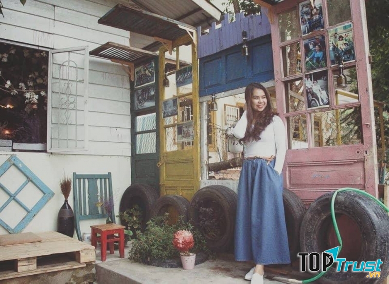 Homestay phong cách cổ điển ở Đà Lạt