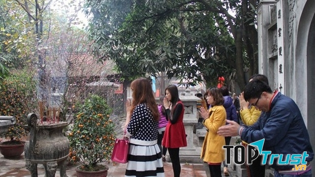 Hướng dẫn đi lễ cầu duyên chùa Hà giúp bạn như ý nguyện