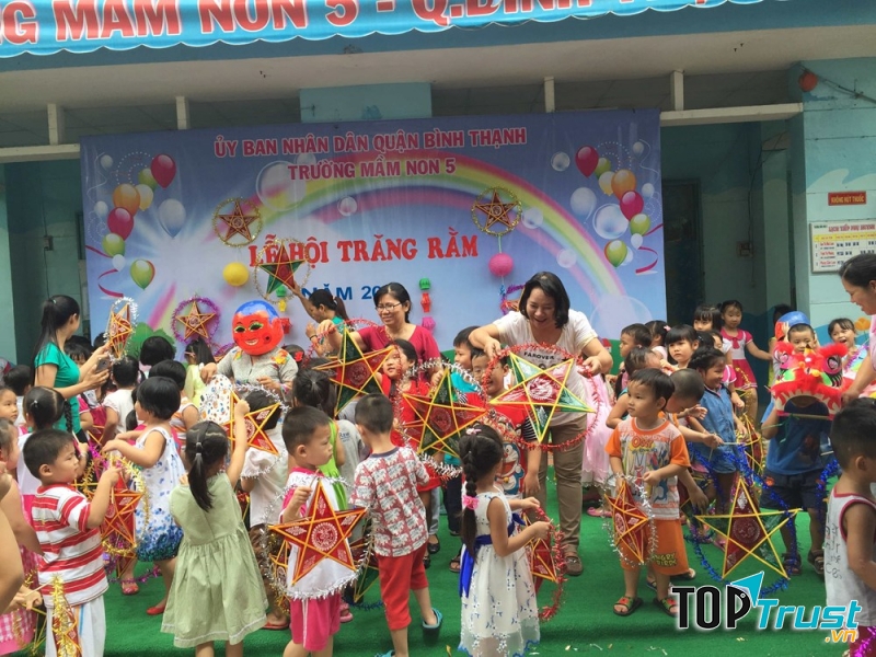 Kế hoạch tổ chức trò chơi đêm văn nghệ trung thu hay và hấp dẫn nhất