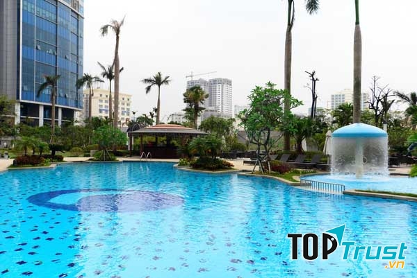 Khách sạn có bể bơi sang trọng nhất Hà Nội