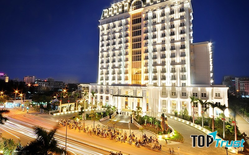 Khách sạn đẹp nhất gần trung tâm thành phố Huế