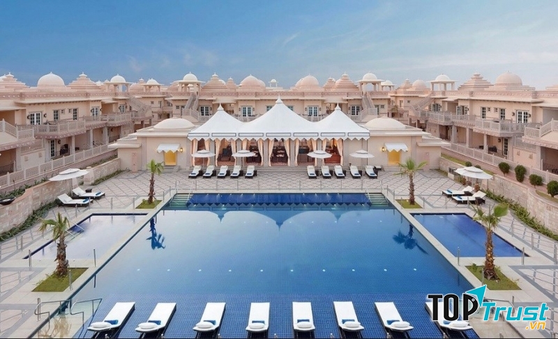 Khách sạn sang trọng nhất thế giới