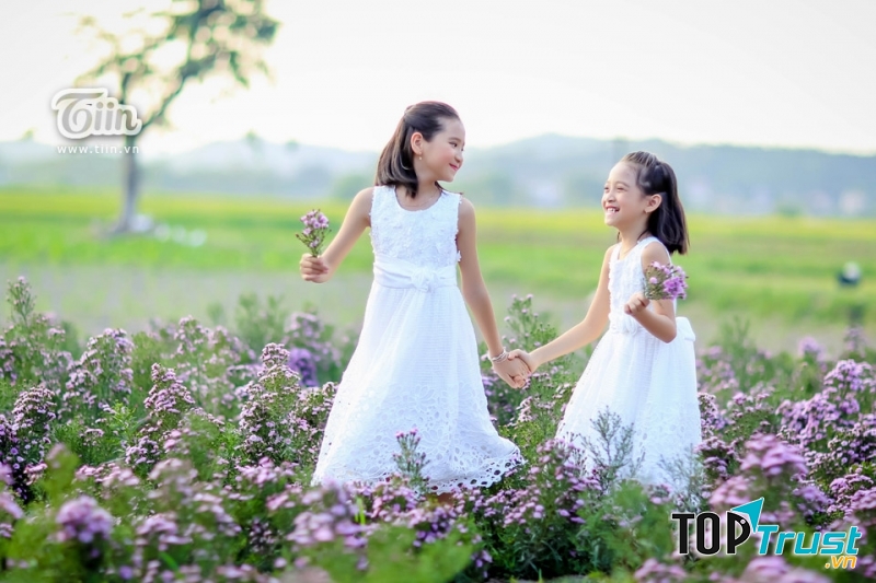 Khoảnh khắc tuyệt vời nhất bạn sẽ trải qua khi có em gái