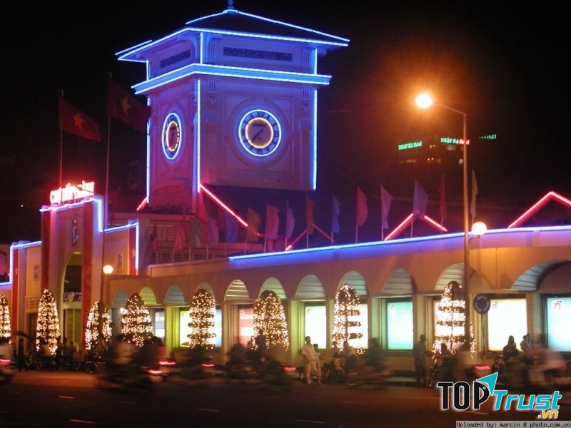 Khu mua sắm sầm uất nhất Sài Gòn