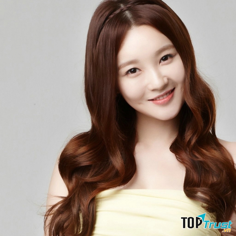 Kiểu tóc nữ đẹp, hợp mốt được chị em yêu thích nhất 2018