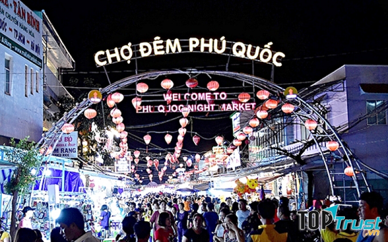 Kinh nghiệm đi dạo chợ đêm ở Phú Quốc cực kỳ bổ ích