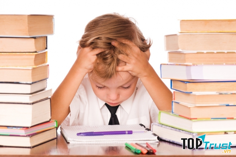 Kinh nghiệm trị chứng lười học ở con