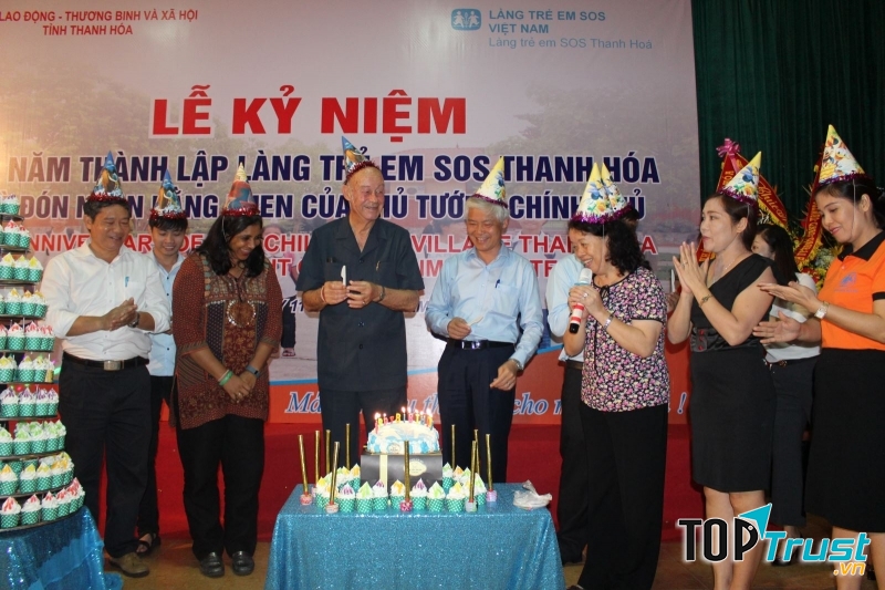 Làng trẻ em SOS ở Việt Nam hiện nay