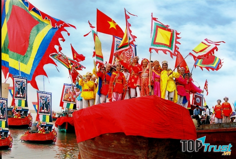 Lễ hội truyền thống nổi tiếng nhất ở Đông Anh, Hà Nội