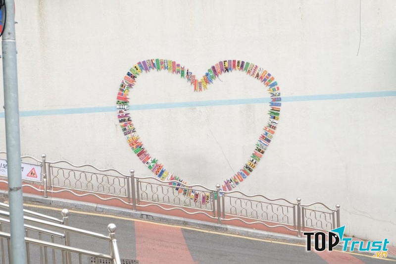 Lí do nên yêu một cô gái chuyên Lý