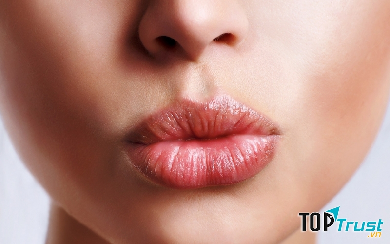 Loại kem che khuyết điểm môi tốt nhất hiện nay