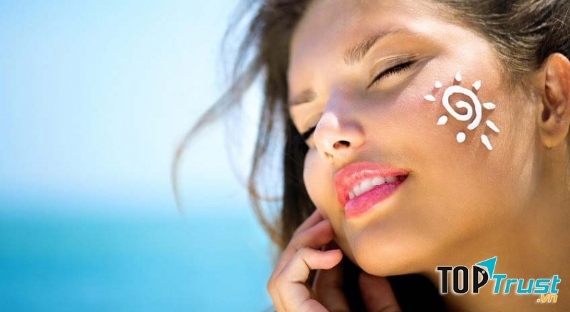 Loại kem chống nắng dạng xịt cho các nàng lười biếng