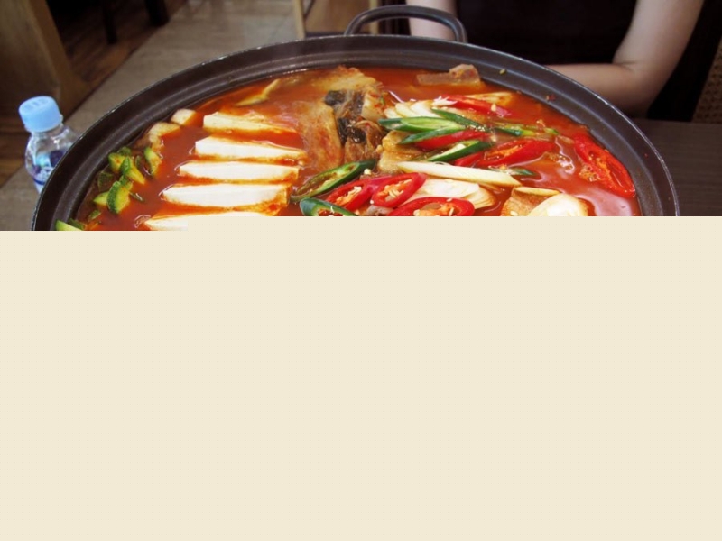 Loại lẩu cay nồng ngon nhất Hà Nội bạn không nên bỏ qua