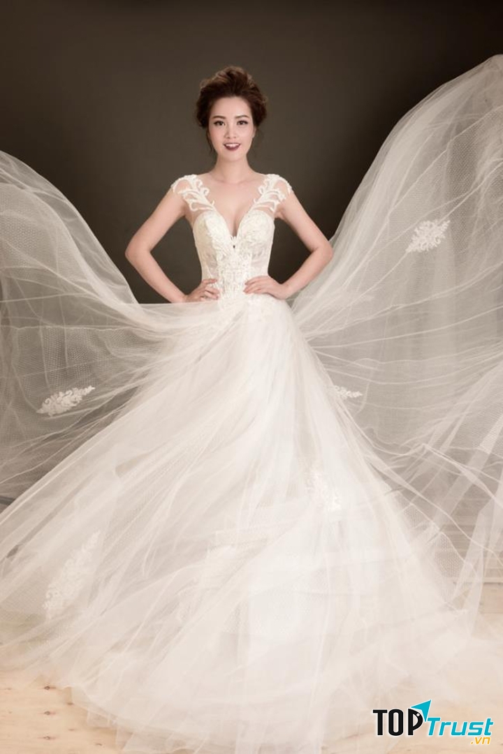 Lưu ý quan trọng dành cho cô dâu khi chọn và may váy cưới