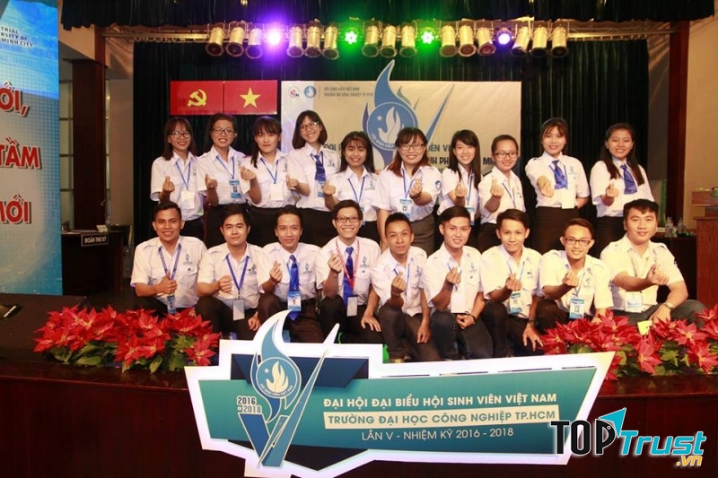 Lý do cho thấy sinh viên nam ở HUI là tuyệt vời khiến các bạn nữ phải yêu tại Gò Vấp