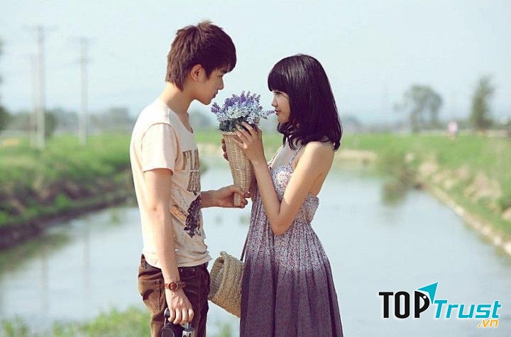 Lý do nên yêu người cùng tuổi